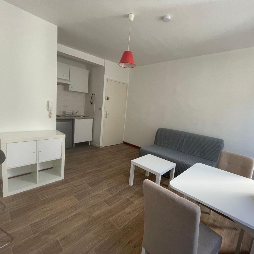 Location Appartement 1 pièce 18m² ALBI 81000 - Photo 1