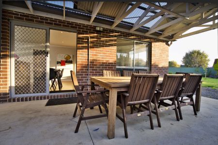 9 Tranquillity Court, Sebastopol - Photo 2