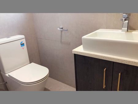 Near New Town House in the Heart of Albany - Photo 5