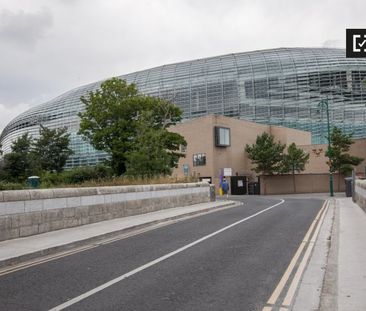 Charming room for rent in 5-bedroom house in Ballsbridge - Photo 4