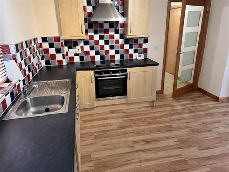 32b Mark Street, Newtownards, BT23 4DT - Photo 5