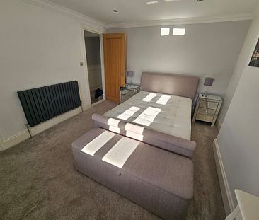 2 Bed - 32 Burley Lane, Leeds - LS18 4NR - Professional - Photo 1