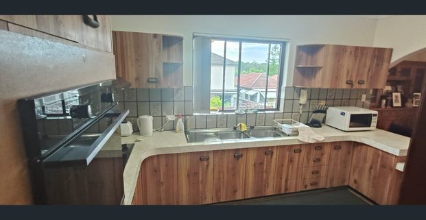 Spacious 4-Bedroom Brick Home in a Quiet Berala Location - Photo 1