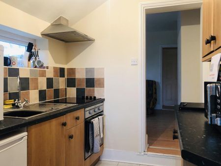 1 bedroom flat to rent - Photo 3