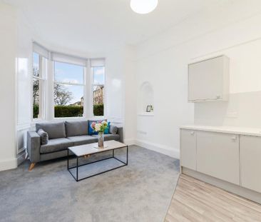 5 bedroom flat to rent - Photo 1