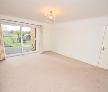 Oxford Drive, Thornton Hough - Photo 2