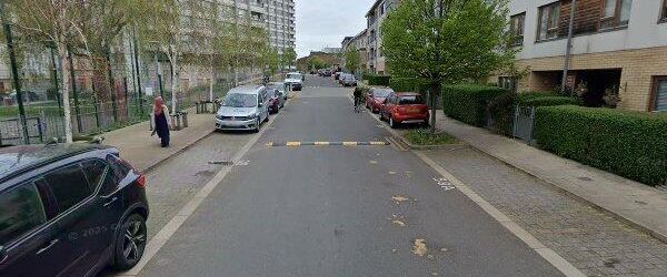 3 Bed Flat, Kerscott House, E3 - Photo 1