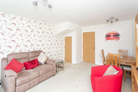 2 bedroom terraced house to rent - Photo 3