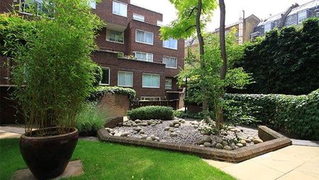 Smart two bedroom flat situated on the second floor (with lift) of this well run, polular portered Belgravia building. It is a contemporary apartment block, with all the modern conveniences which that affords. EPC rating D | Council Tax Band G - Photo 5