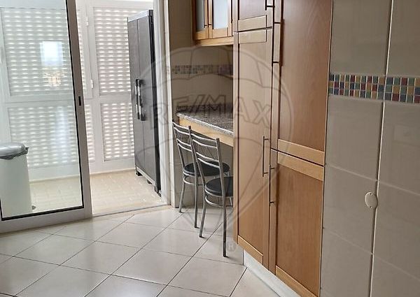 Apartamento T2 em Faro