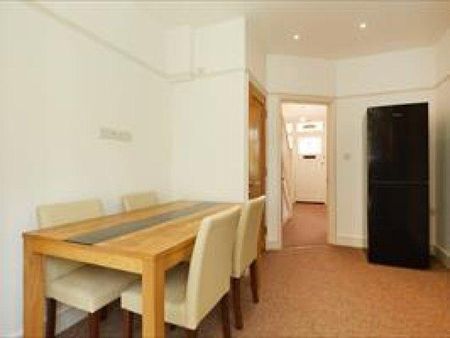 4 bedroom house share to rent - Photo 4