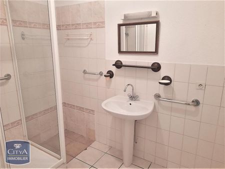 Location Appartement 3 pièces 69m² TOURNUS 71700 - Photo 3
