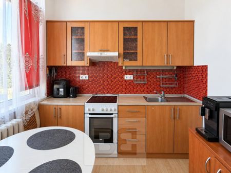 Pronájem bytu 2+1 56 m2 - Фото 2