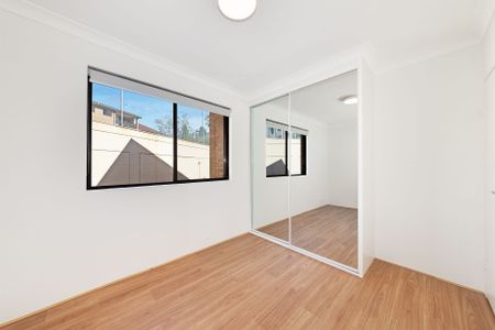 Renovated Beachside Elegance with Ocean Views - Photo 3