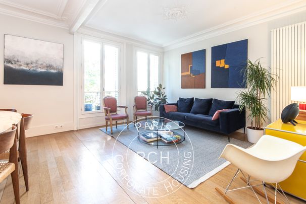 Rue Ruhmkorff, - Photo 1