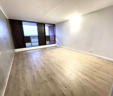 Location Appartement 3 pièces 84m² - Photo 3