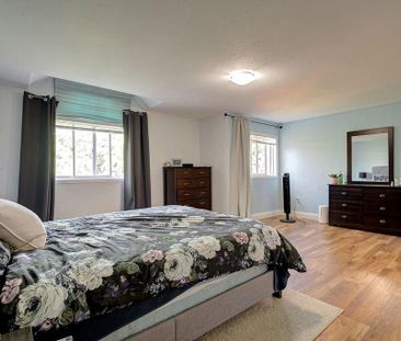 For Lease - 555 Mariner Drive, Waterloo, Ontario - Photo 6