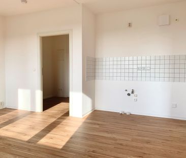 Dresden-Altstadt: Balkon + Aufzug + Concierge-Service! - Photo 4