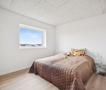 Nyopført 4-værelses rækkehus på Fenris Allé i Svenstrup - Photo 5