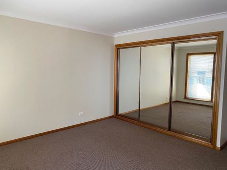 4/18 Addison Street, Shellharbour, NSW 2529 - Photo 3