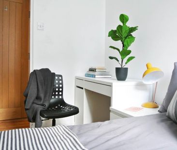 17 Craig Y Don - Photo 1