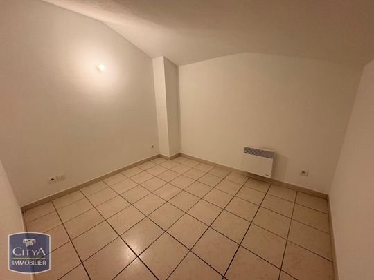 Location Appartement 4 pièces 76m² SALON DE PROVENCE 13300 - Photo 1