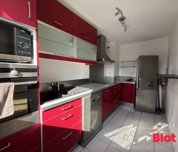 Location Appartement 3 pièces 73m² LA BOUEXIERE 35340 - Photo 2