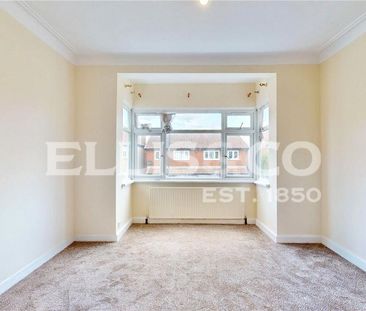 4 bedroom detached house to rent - Photo 4