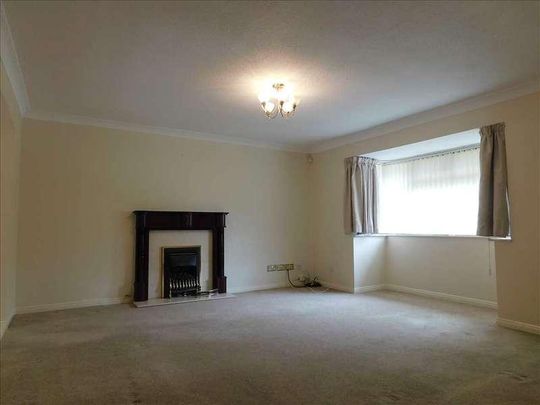 Horse Shoe Close, Hempstead, ME7 - Photo 1