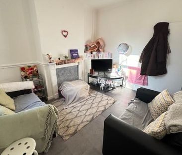 4 bedroom house to rent - Photo 3