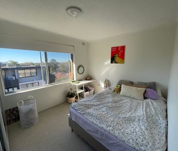 Willoughby - Photo 5