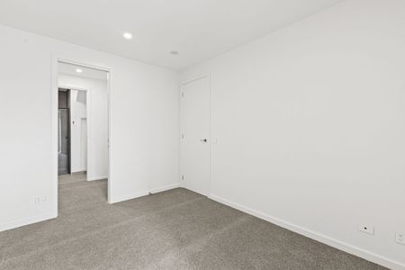 Brand-New Luxury Townhouse! - Photo 2