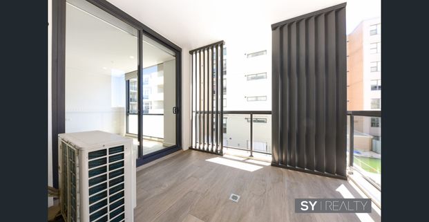 Prime location Two Bedroom Plus Study - Photo 1