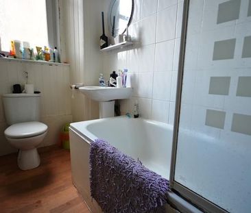 4 bedroom flat share to rent - Photo 5