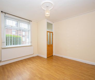 2 Bedroom Terraced House for Rent - Photo 6