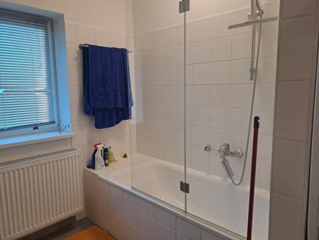 Pillweinstraße, sonnige und ruhig gelegene Dachgeschosswohnung mit 76 m2 plus Terrasse im 4.OG mit Lift - Foto 2