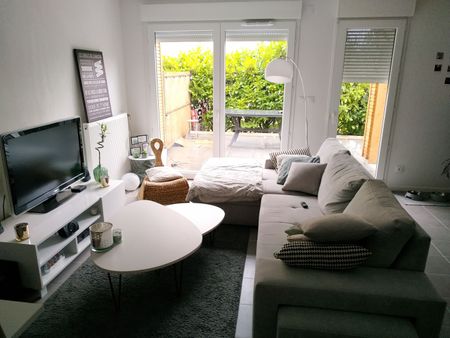 Saint Jean - Au centre, superbe maison Type 3 de 63m² + terrasse de 14m² - 2 parkings sous/sol - Photo 3