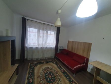 Garsoniera renovata mobilata si utilata - Fotografie 2