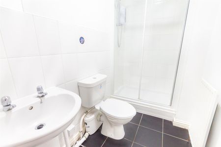 Stratford Road, Heaton - Photo 5