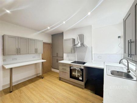 3 bedroom terraced house to rent - Photo 3