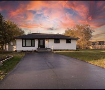 For Lease - 4024 Durham Regional Highway 2 N/A Unit# 2, Clarington,... - Photo 1