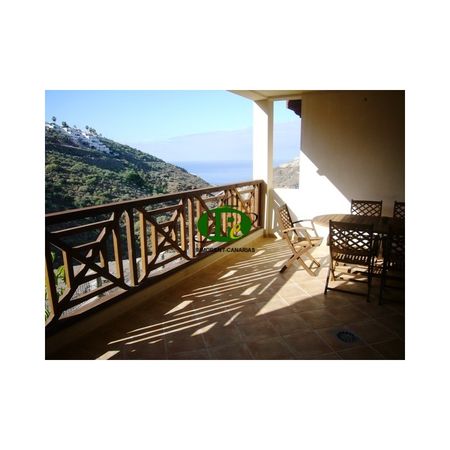 Beautiful De Luxe apartment on over 100 square meters living space with large terrace and sea view - Photo 2