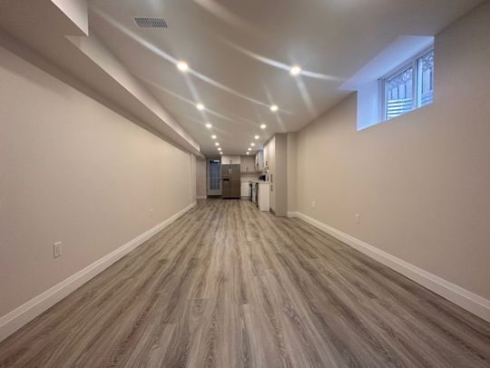 For Lease - 2036 Grosvenor Street Unit# lower, Oakville, Ontario - Photo 1