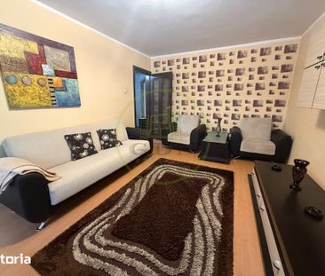 Apartament 2 camere, semidecomandat, 64 mp, zona Liceul Pedagogic - Photo 1