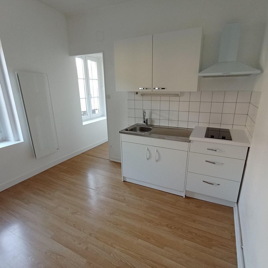 Location Appartement 1 pièce 30m² - Photo 1