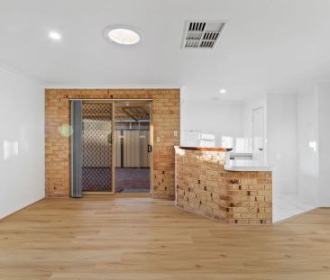 Beautifully Renovated Duplex with Space for Caravan or Boat - Photo 3