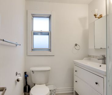 For Lease - 240 Markham Road Unit# ENTIRE PROPERTY, Toronto, Ontario - Photo 6