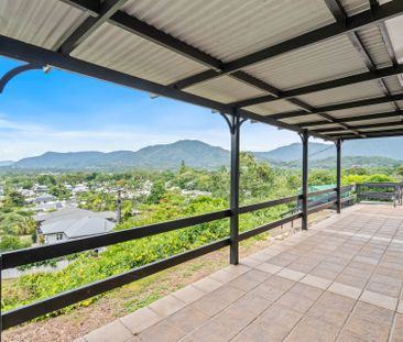 Elevated level living with breathtaking views - Photo 2