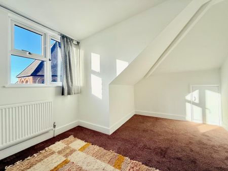 2 bedroom flat to rent - Photo 5