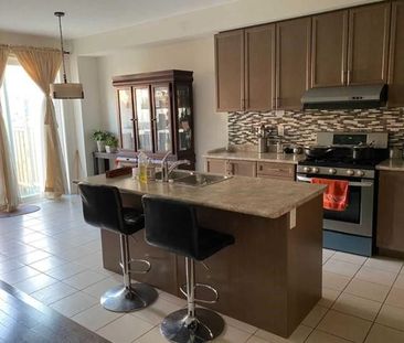 For Lease - 67 Vezna Crescent, Brampton, Ontario - Photo 5